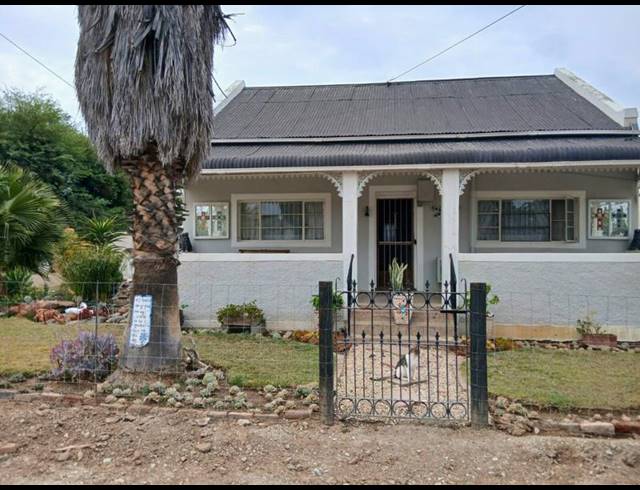 2 BEDROOM HOUSE FOR SALE IN JANSENVILLE